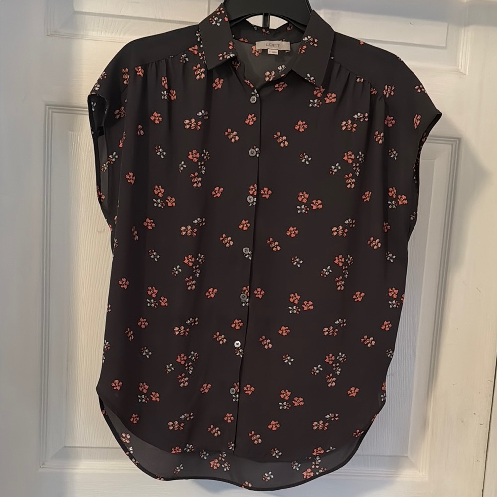 LOFT Charcol Gray Cap Sleeve Button Down Shirt